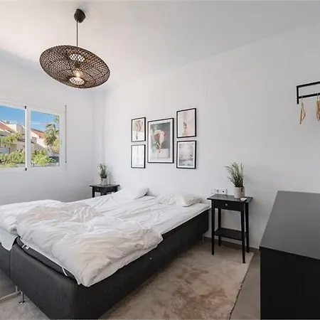 Stunning Duplex With Sea Views Apartment *