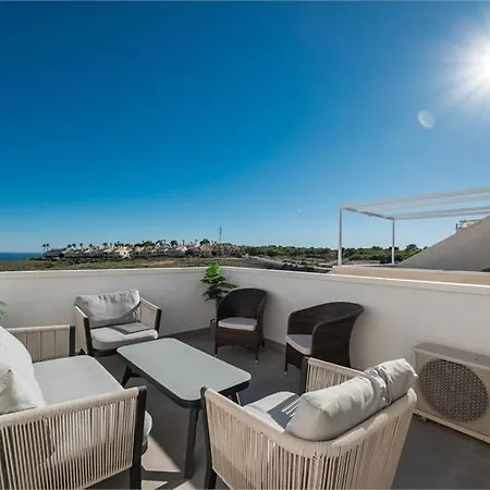Stunning Duplex With Sea Views *
