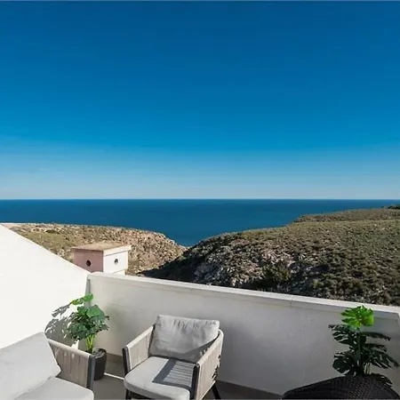 Stunning Duplex With Sea Views