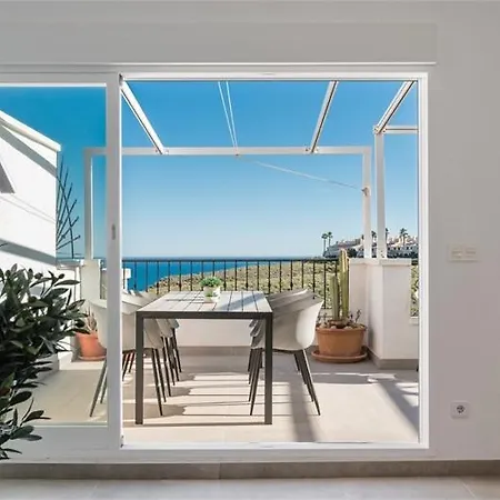 Apartment Stunning Duplex With Sea Views *